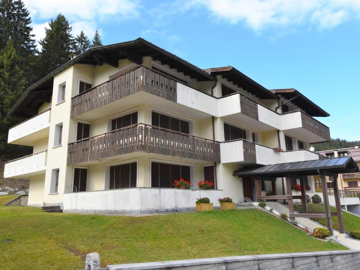 Apartment Frassan Apartments-3 By Interhome Madonna di Campiglio